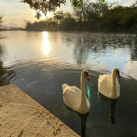 Trebisnjica Riverhouse شقة تريبينيي
