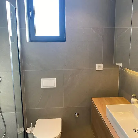 Trebisnjica Riverhouse شقة